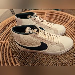Nike SB Koston
